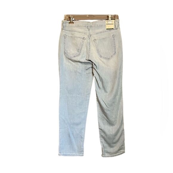 NWT! Eddie Bauer light wash boyfriend jeans - Picture 9 of 9